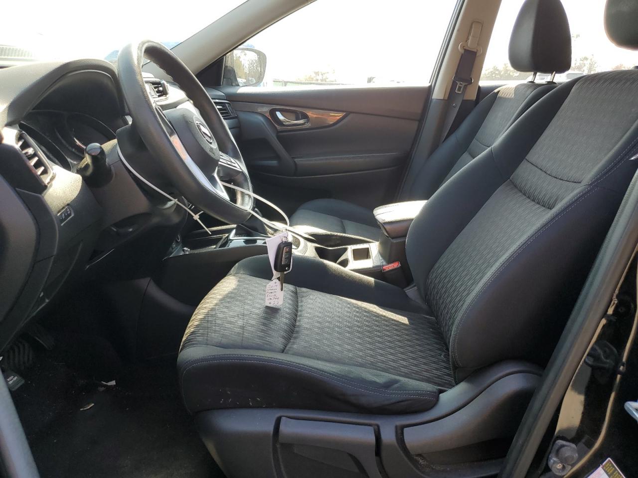 2017 Nissan Rogue - Image 7