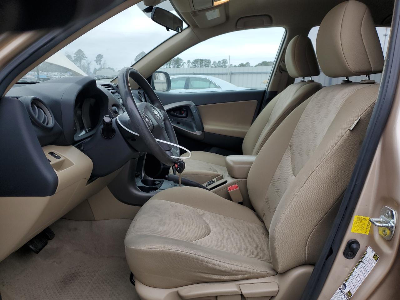 2012 Toyota RAV 4 - Image 7