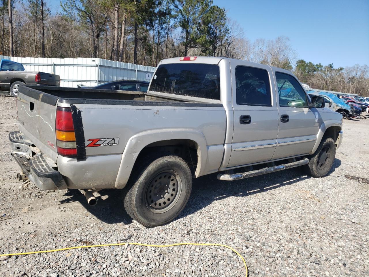 2007 GMC Sierra - Image 3
