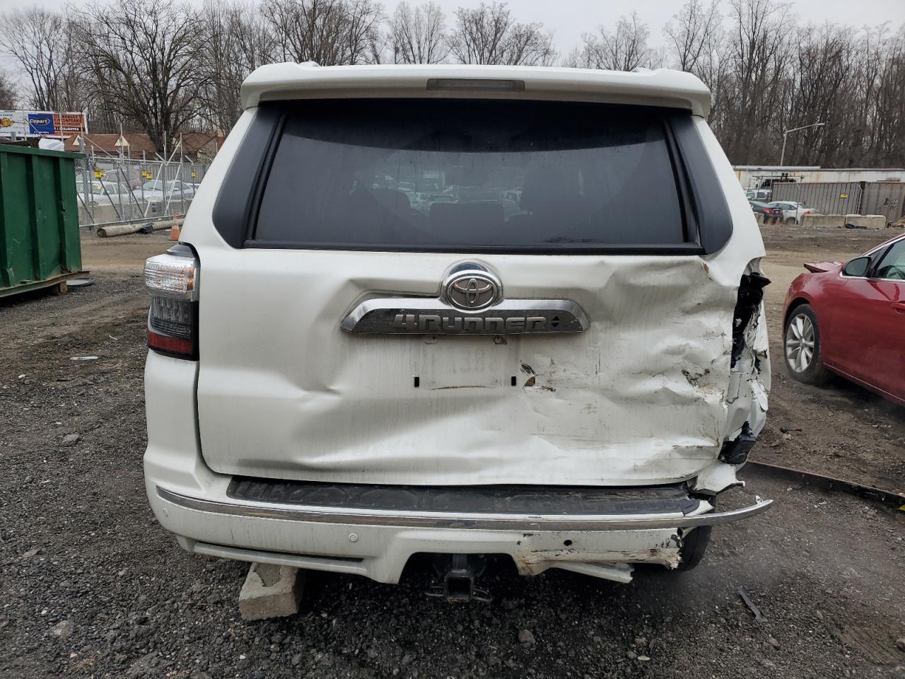 2022 Toyota 4Runner - Image 6