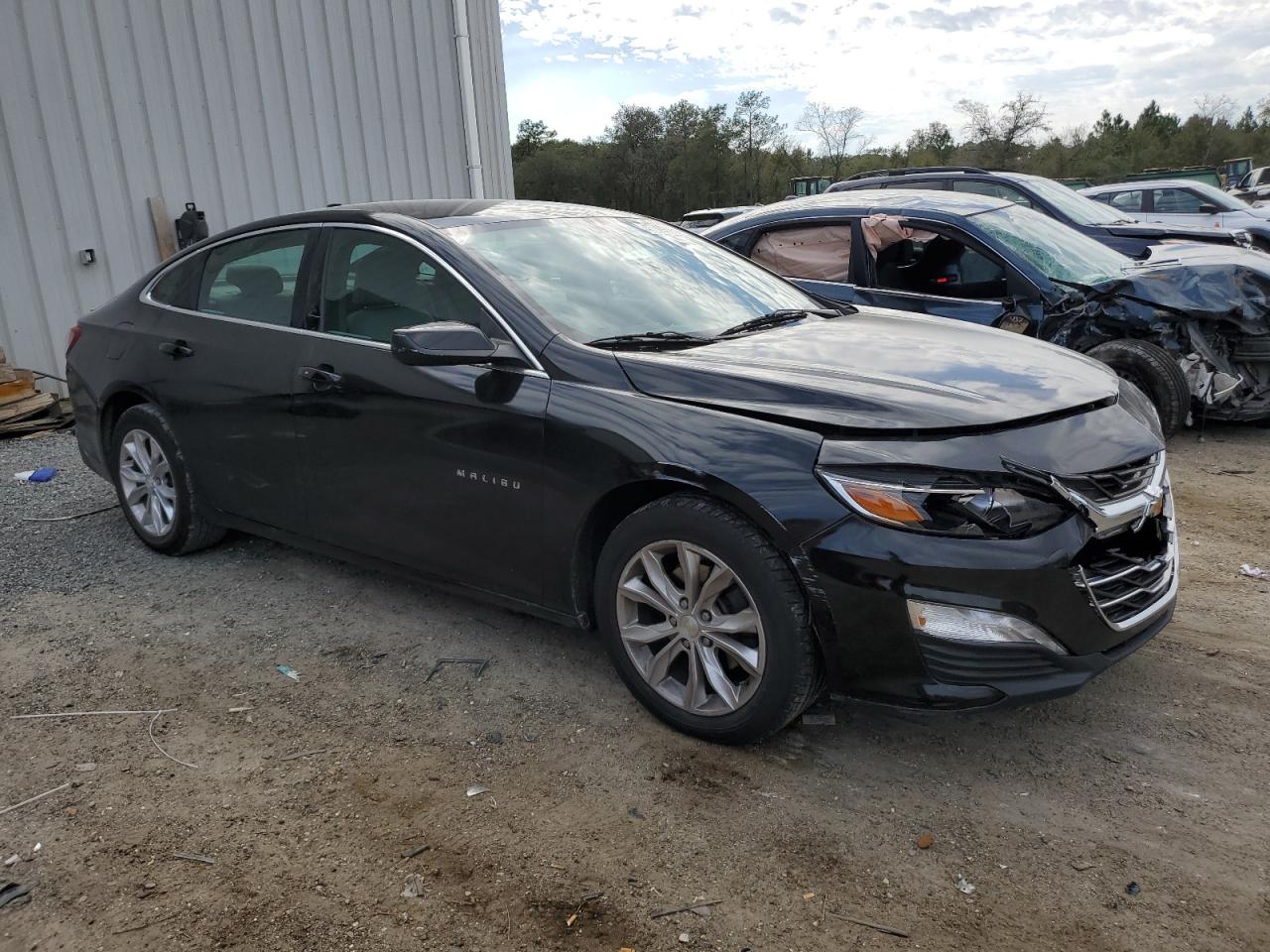 2020 Chevrolet Malibu - Image 4