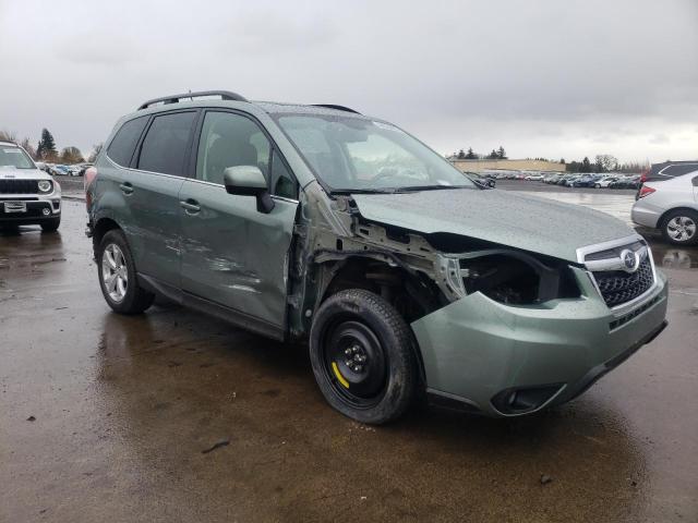  SUBARU FORESTER 2015 Зеленый