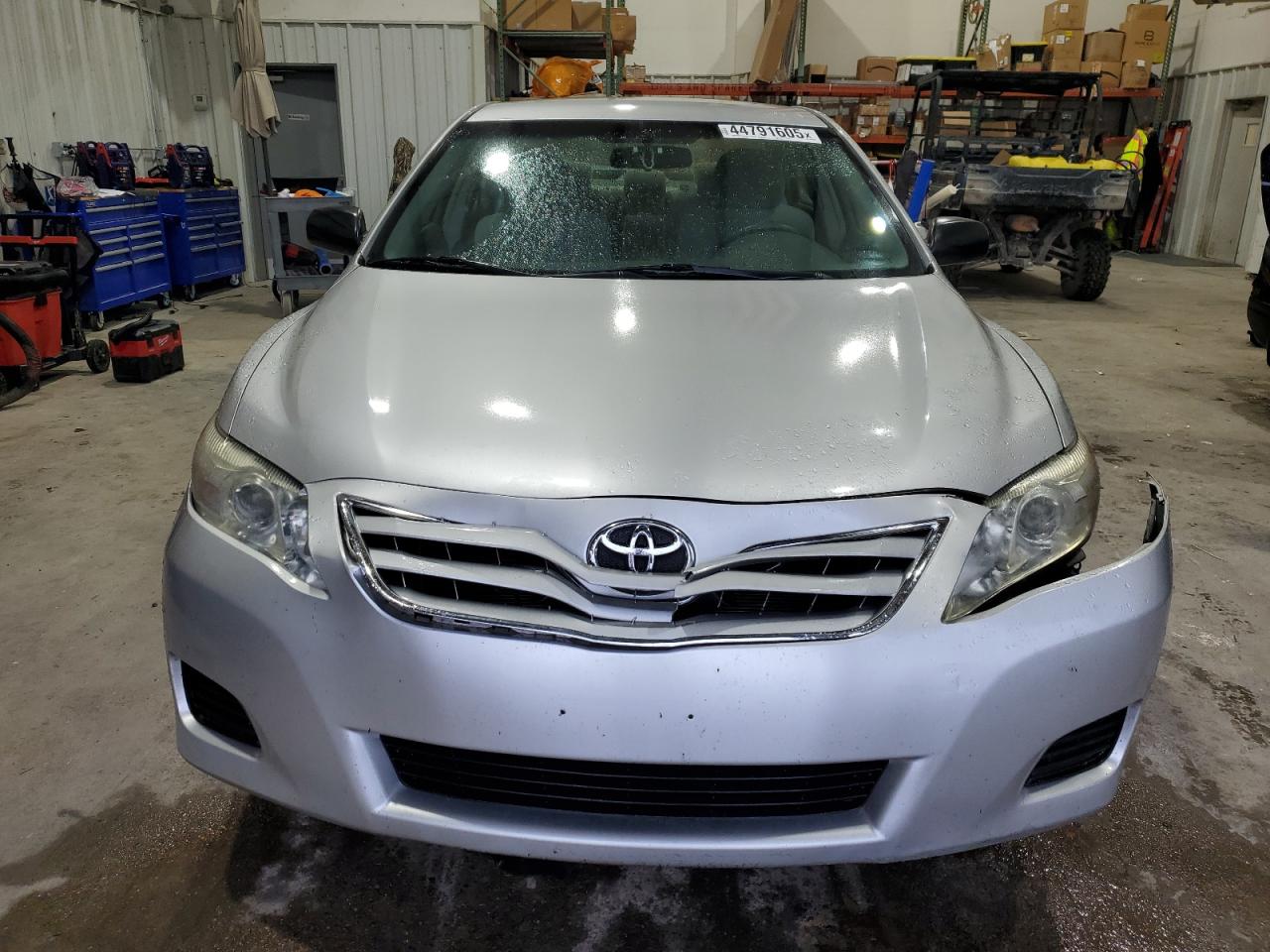 2011 Toyota Camry - Image 5