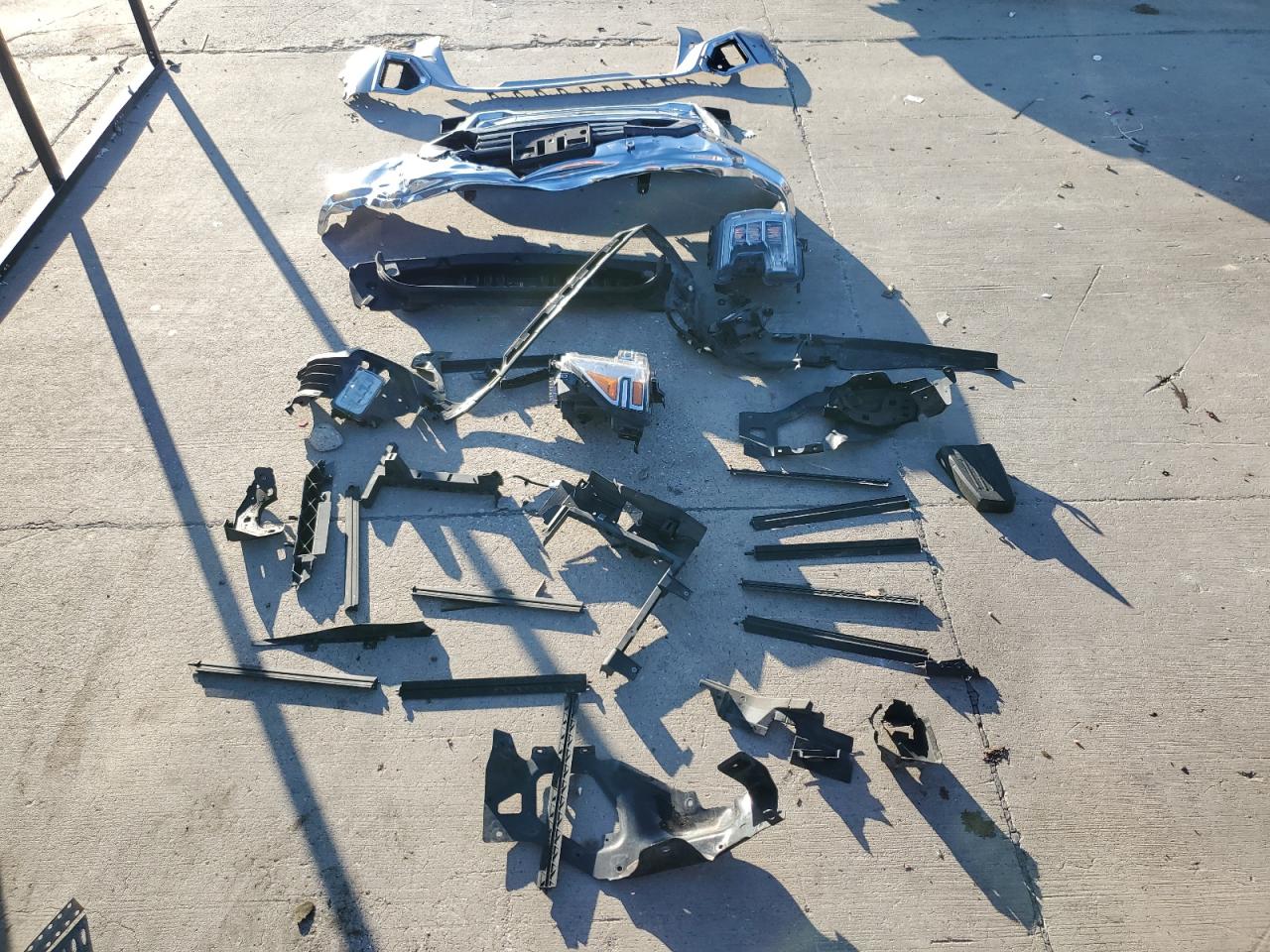 2020 GMC Sierra - Image 14