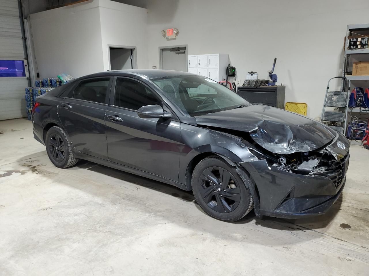 2021 Hyundai Elantra - Image 4