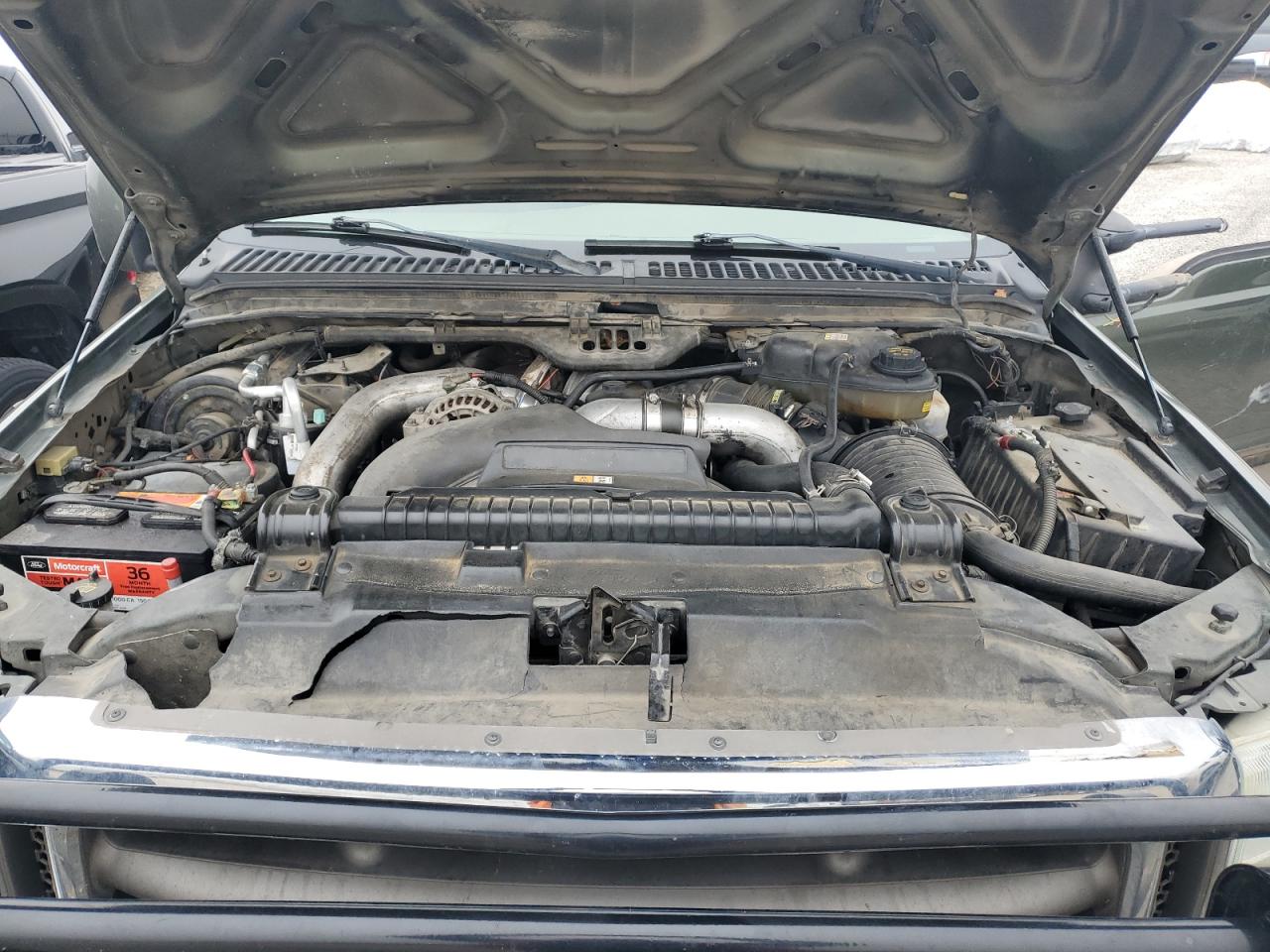 2004 Ford F350 - Image 12