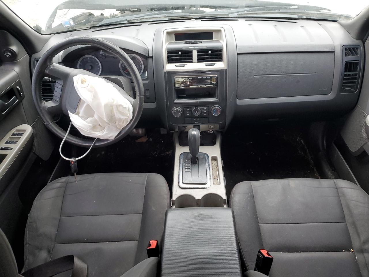 2011 Ford Escape - Image 8