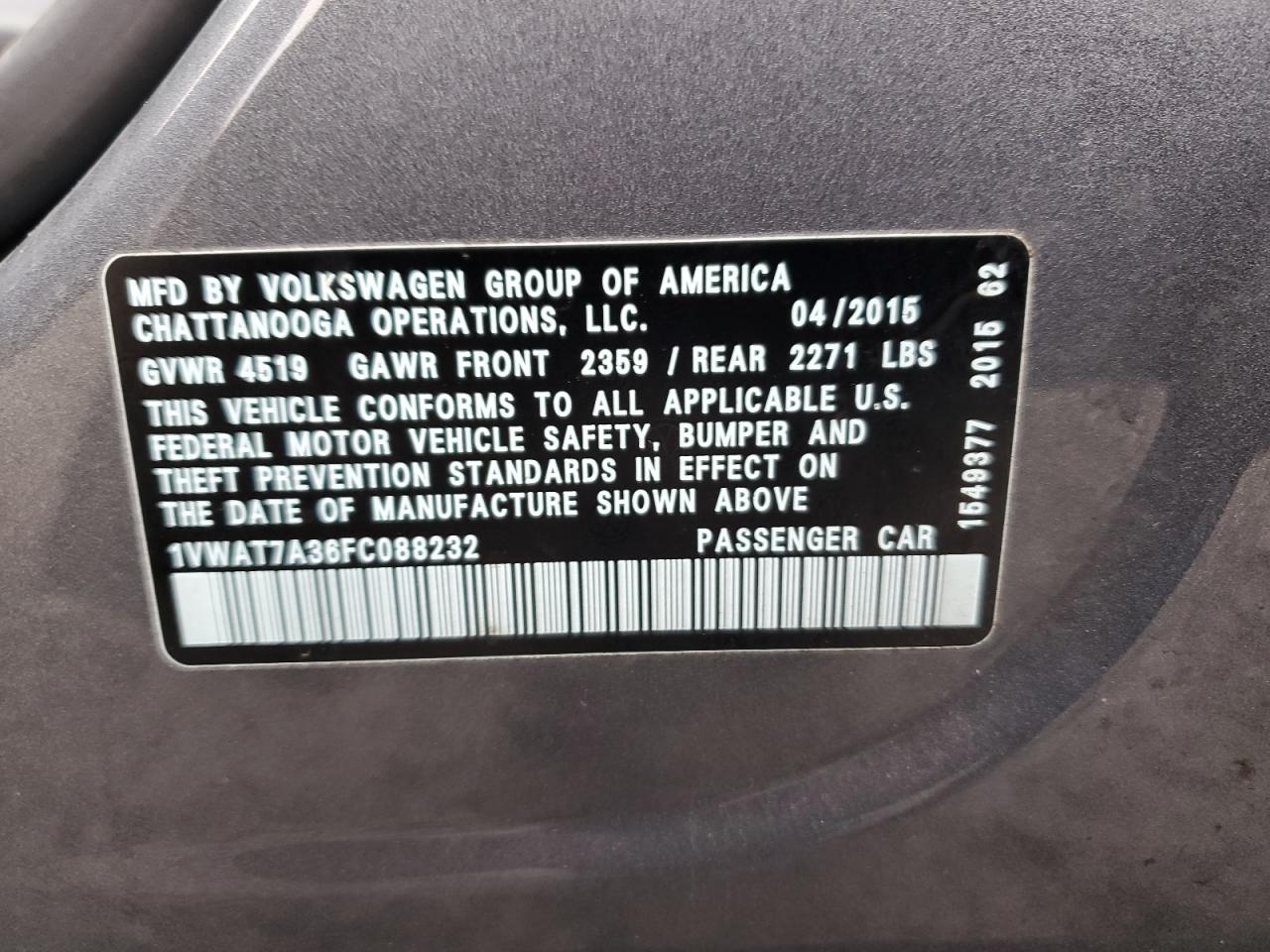 2015 Volkswagen Passat - Image 13