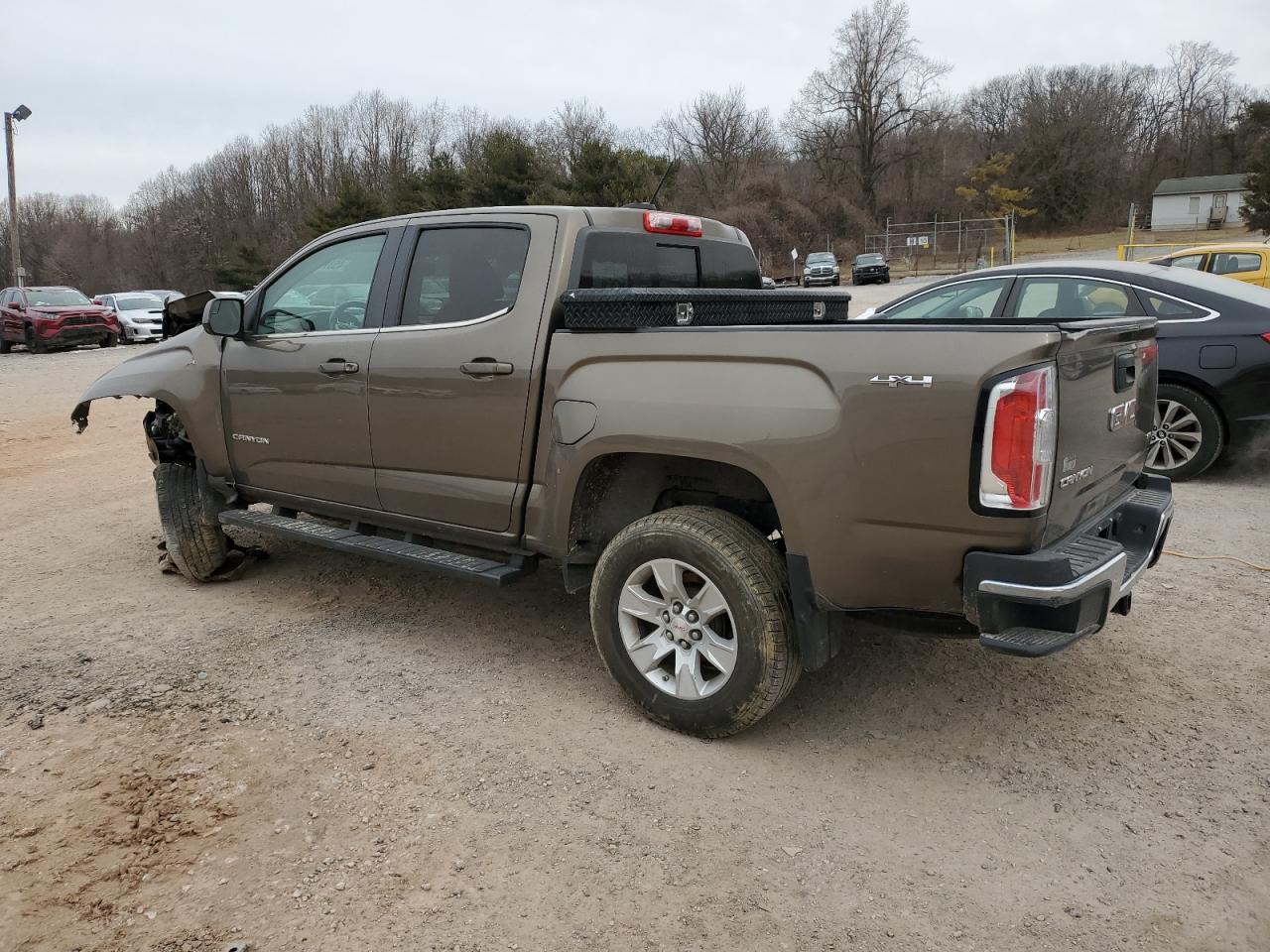 2017 GMC Canyon - Image 2