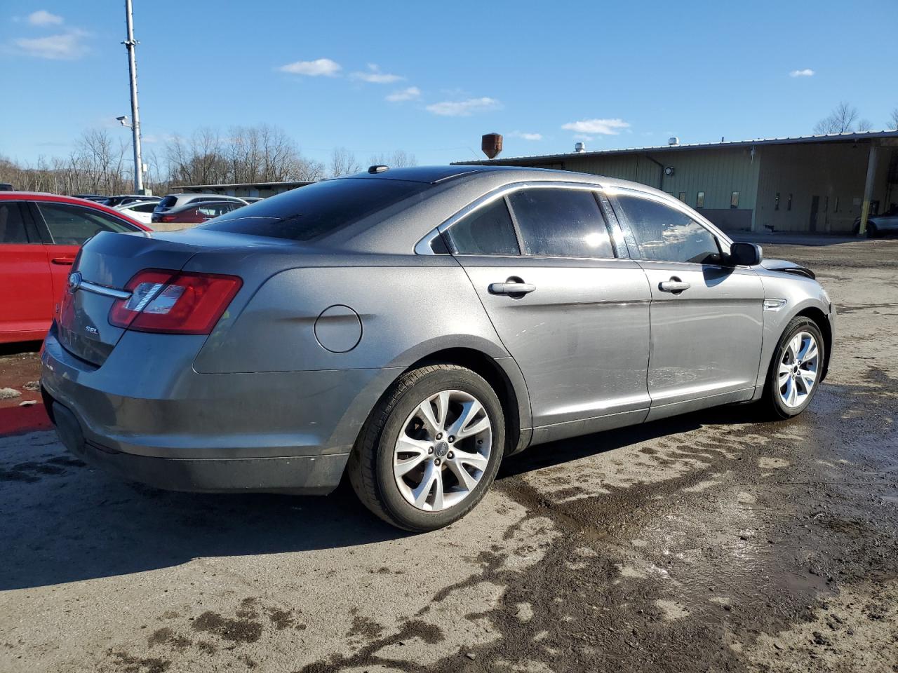 2011 Ford Taurus - Image 3
