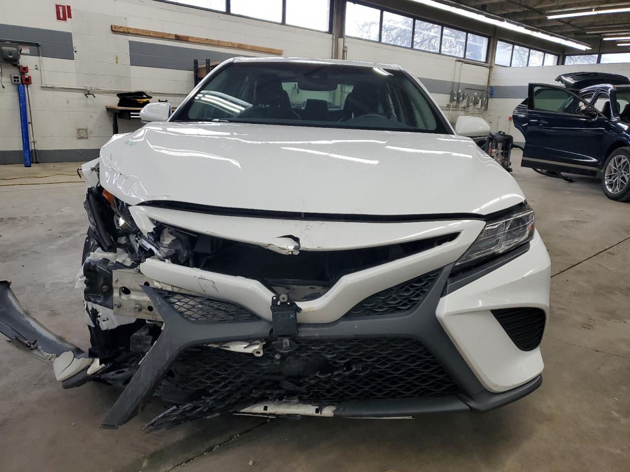 2018 Toyota Camry - Image 5