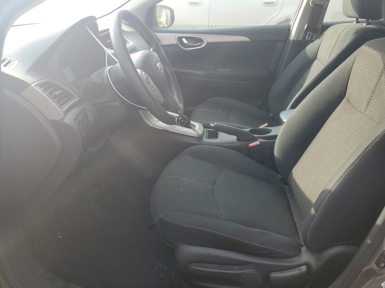 2015 Nissan Sentra - Image 7