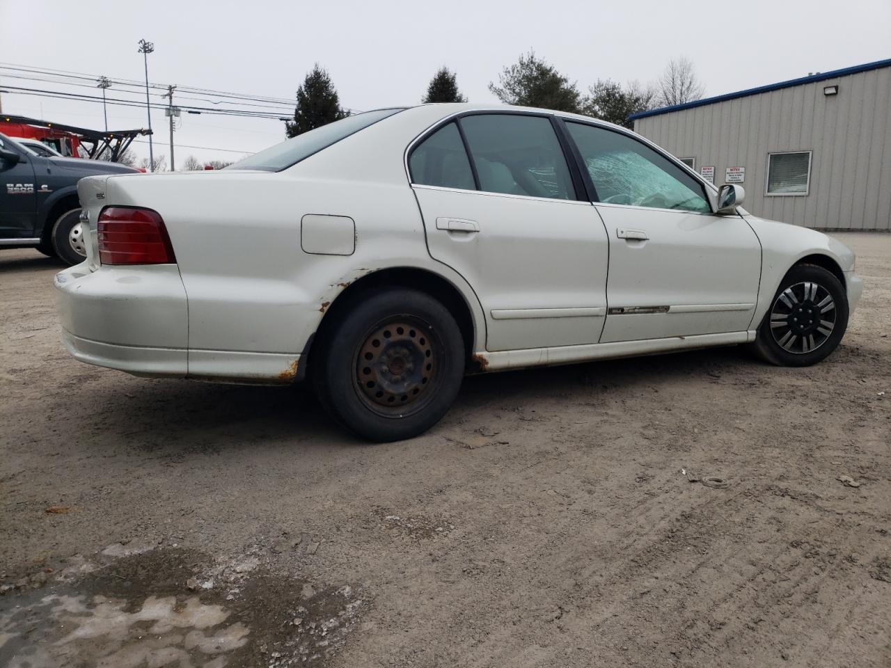 2001 Mitsubishi Galant - Image 3