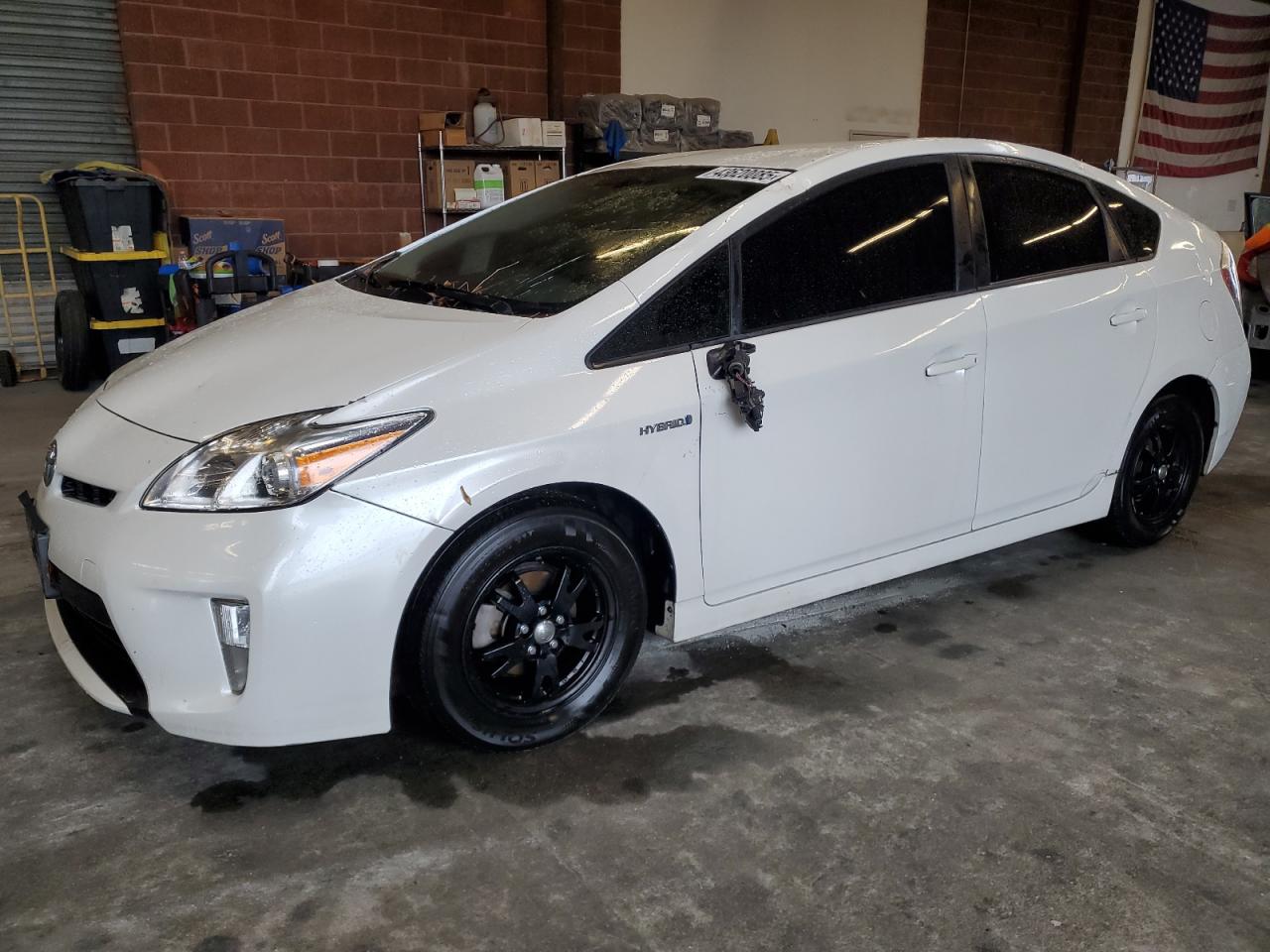 2014 Toyota Prius - Image 1