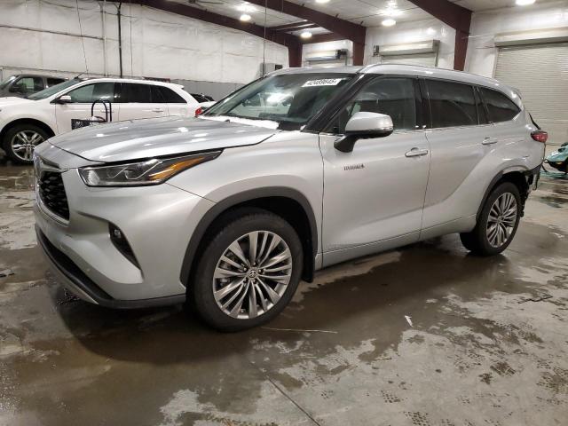 TOYOTA HIGHLANDER 2021 Серебристый