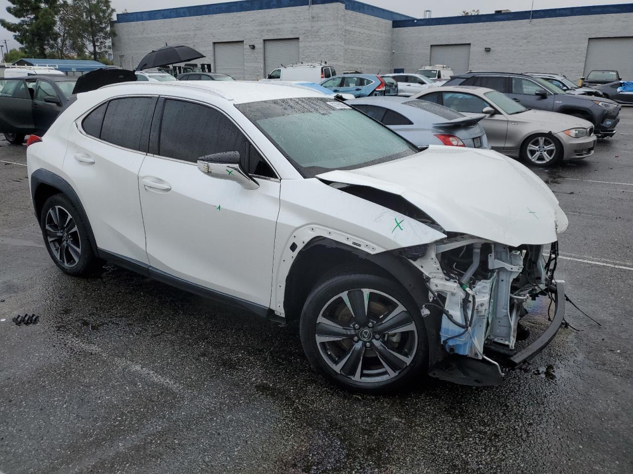 2021 Lexus UX - Image 4