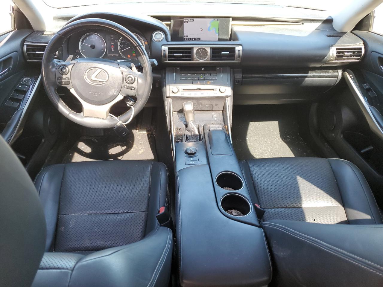 2015 Lexus IS - Image 8