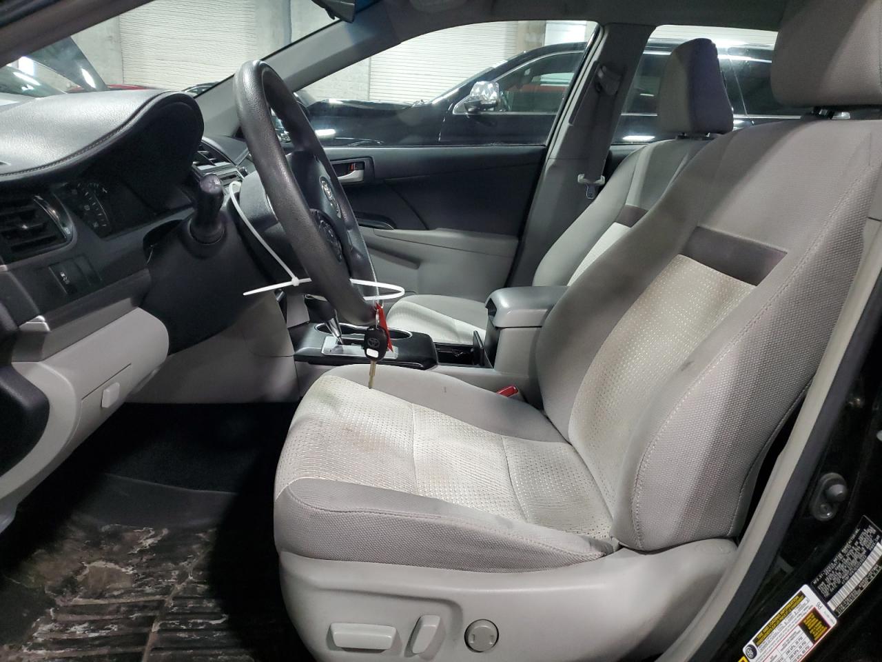 2014 Toyota Camry - Image 7