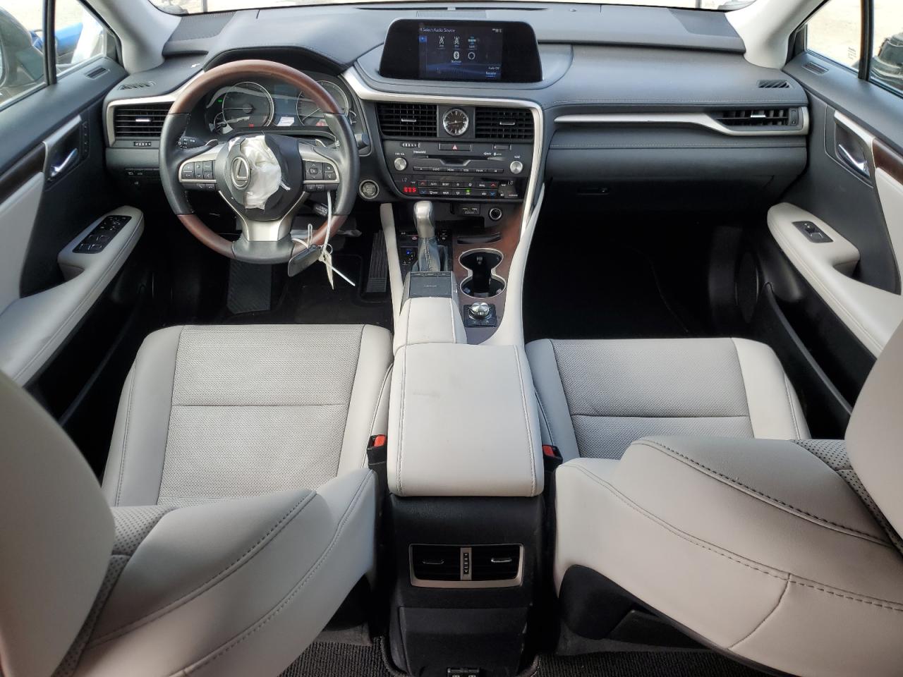2021 Lexus RX - Image 8