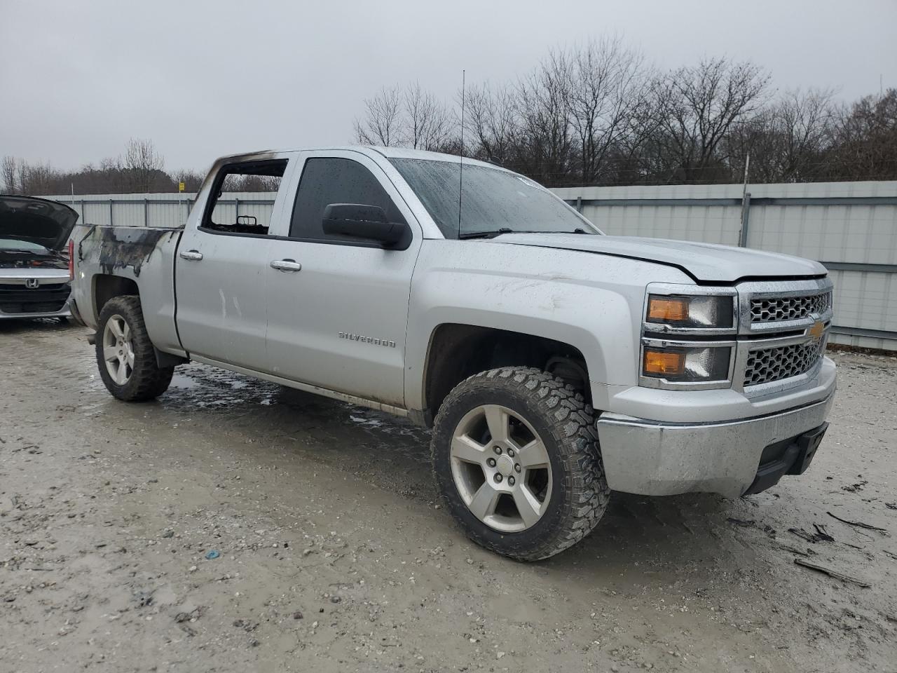 2014 Chevrolet Silverado - Image 4