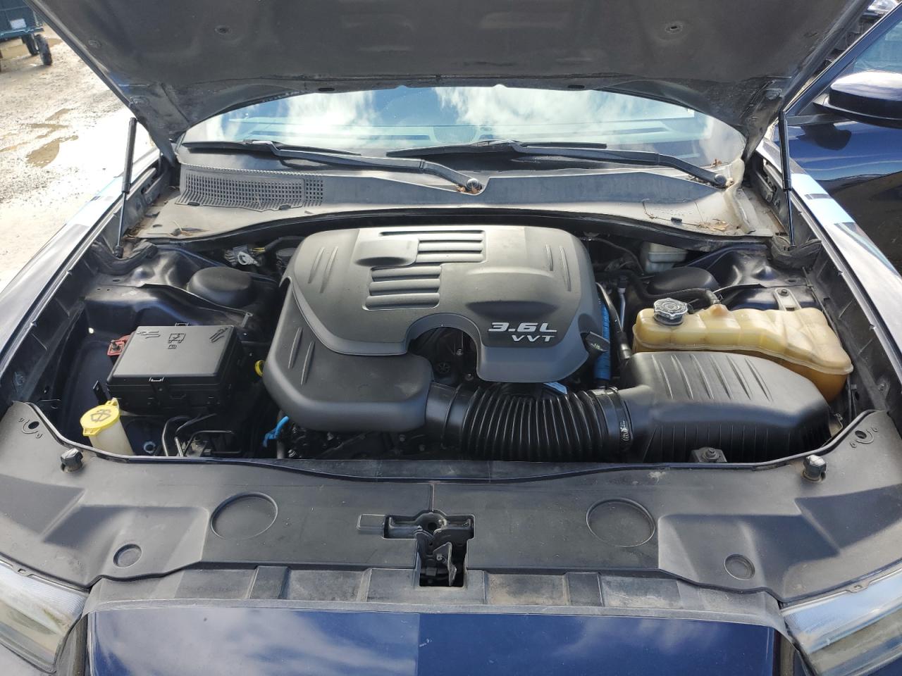 2011 Dodge Charger - Image 11