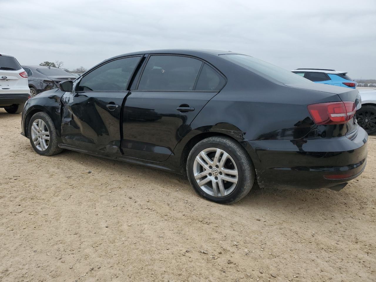 2018 Volkswagen Jetta - Image 2