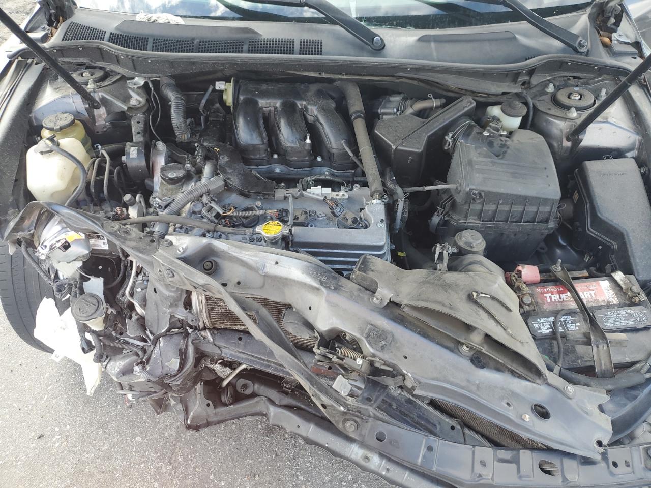 2009 Toyota Camry - Image 11