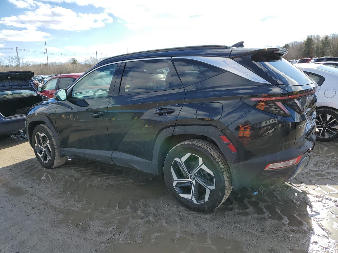 2022 Hyundai Tucson - Image 2
