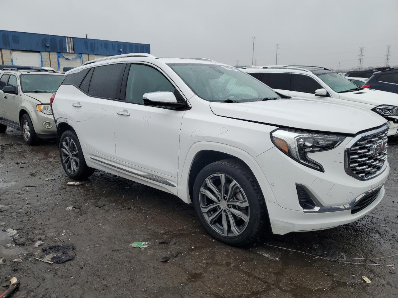 2019 GMC Terrain - Image 4