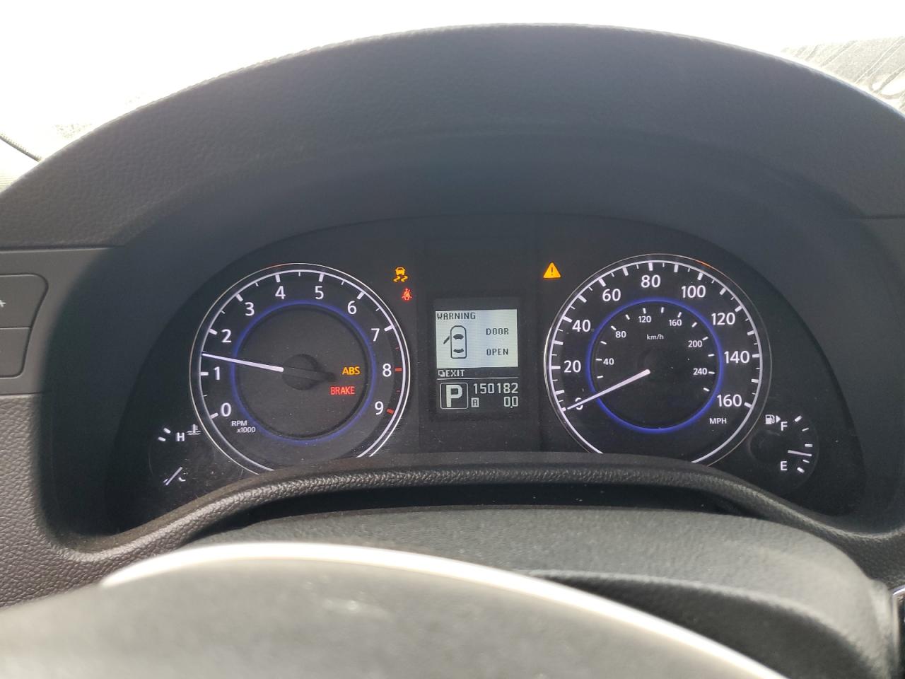 2014 Infiniti Q60 - Image 9