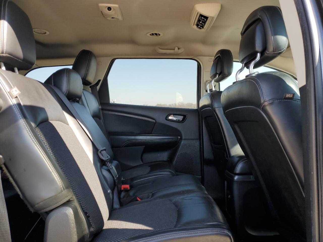 2015 Dodge Journey - Image 11