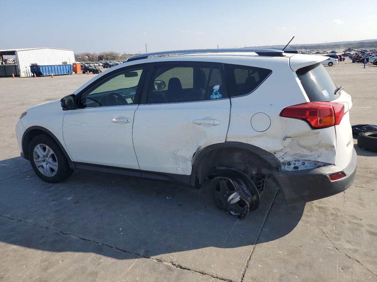 2015 Toyota RAV 4 - Image 2