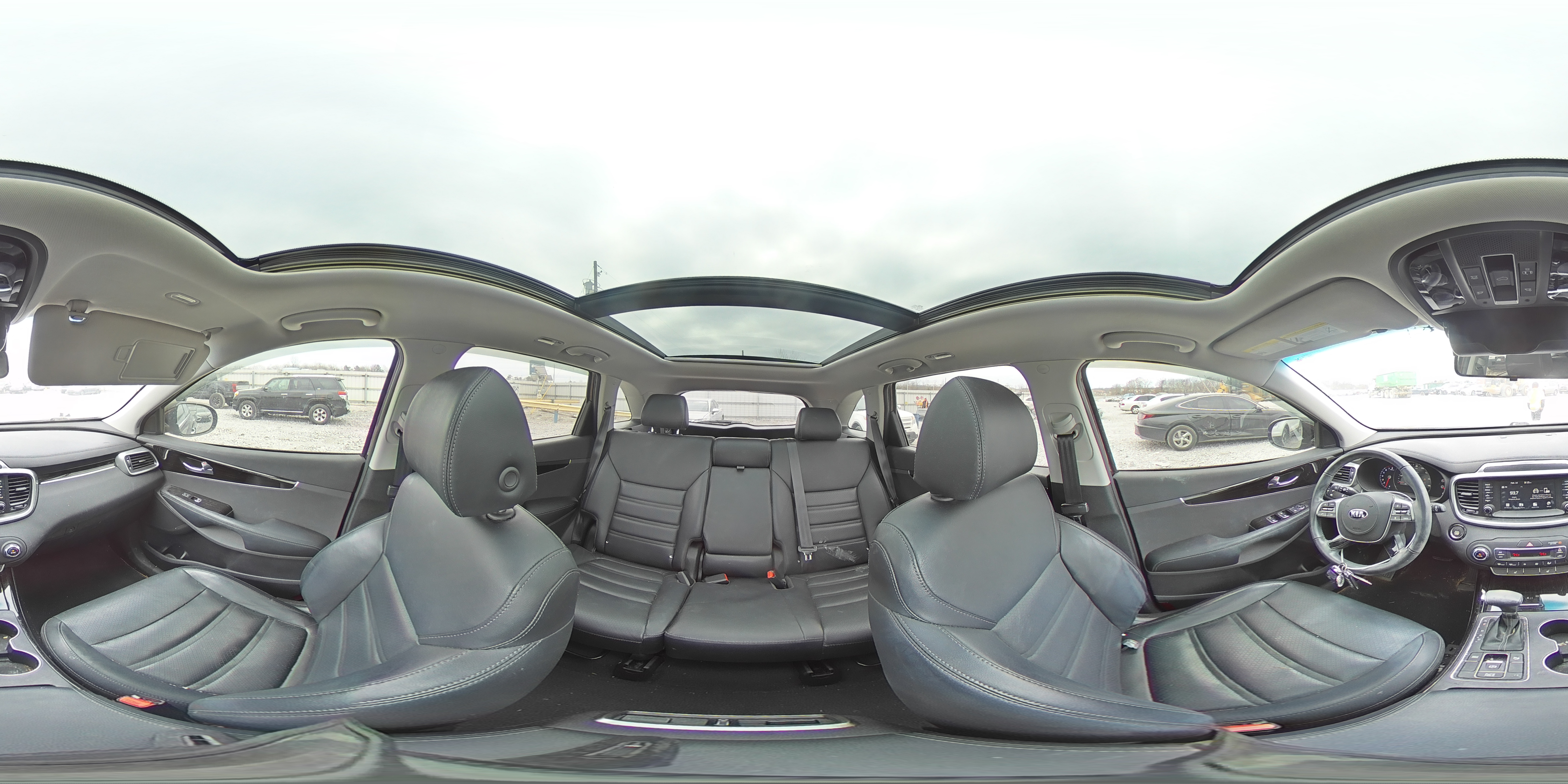 2019 Kia Sorento - Image 13