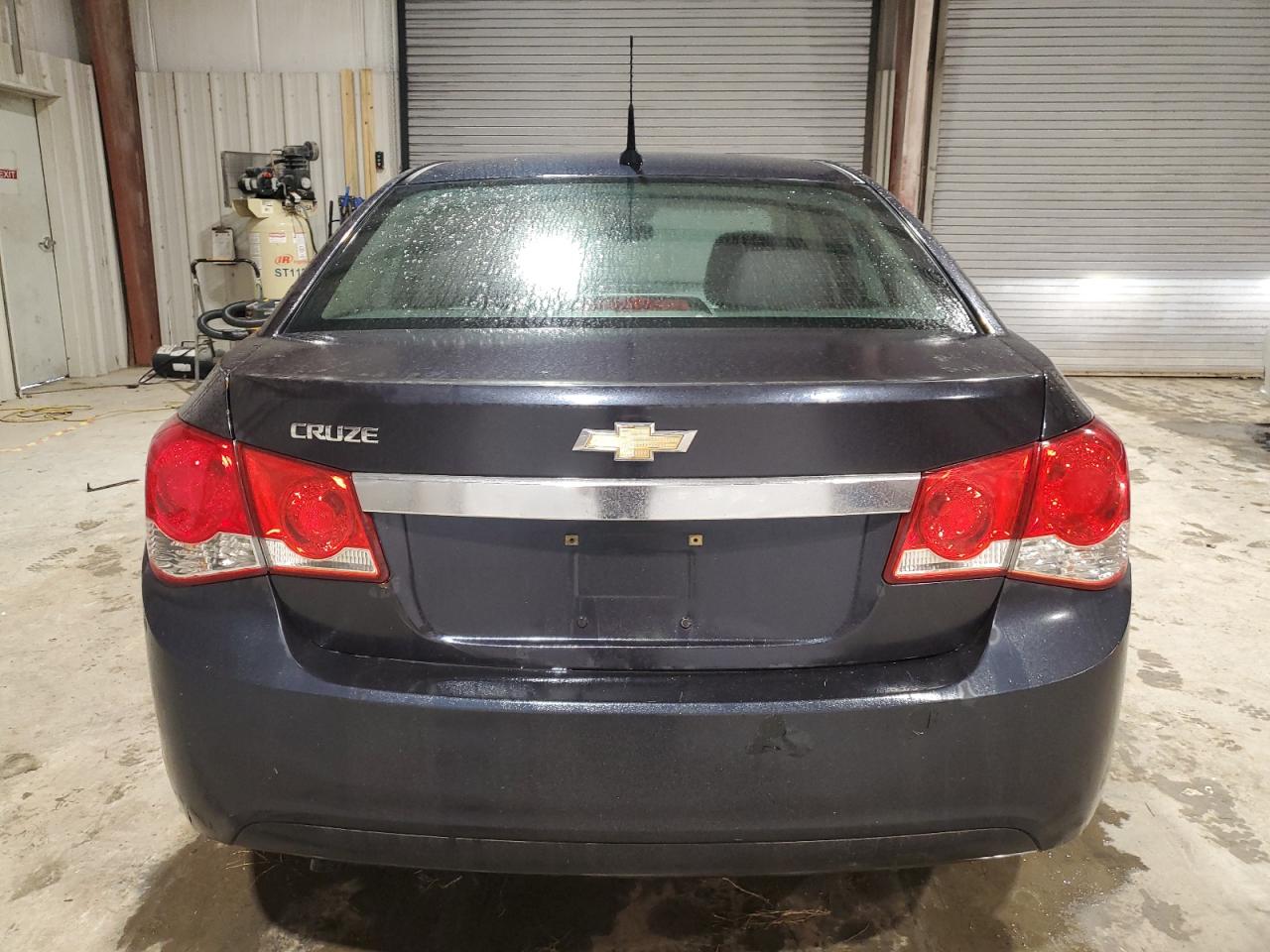 2014 Chevrolet Cruze - Image 6