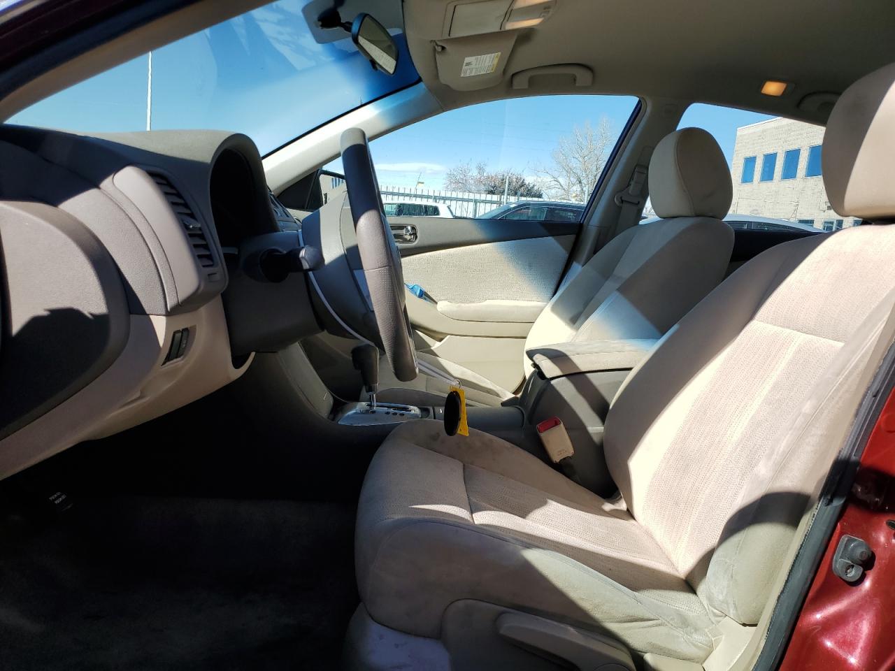 2010 Nissan Altima - Image 7