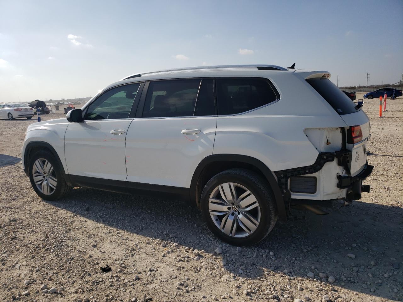 2019 Volkswagen Atlas - Image 2