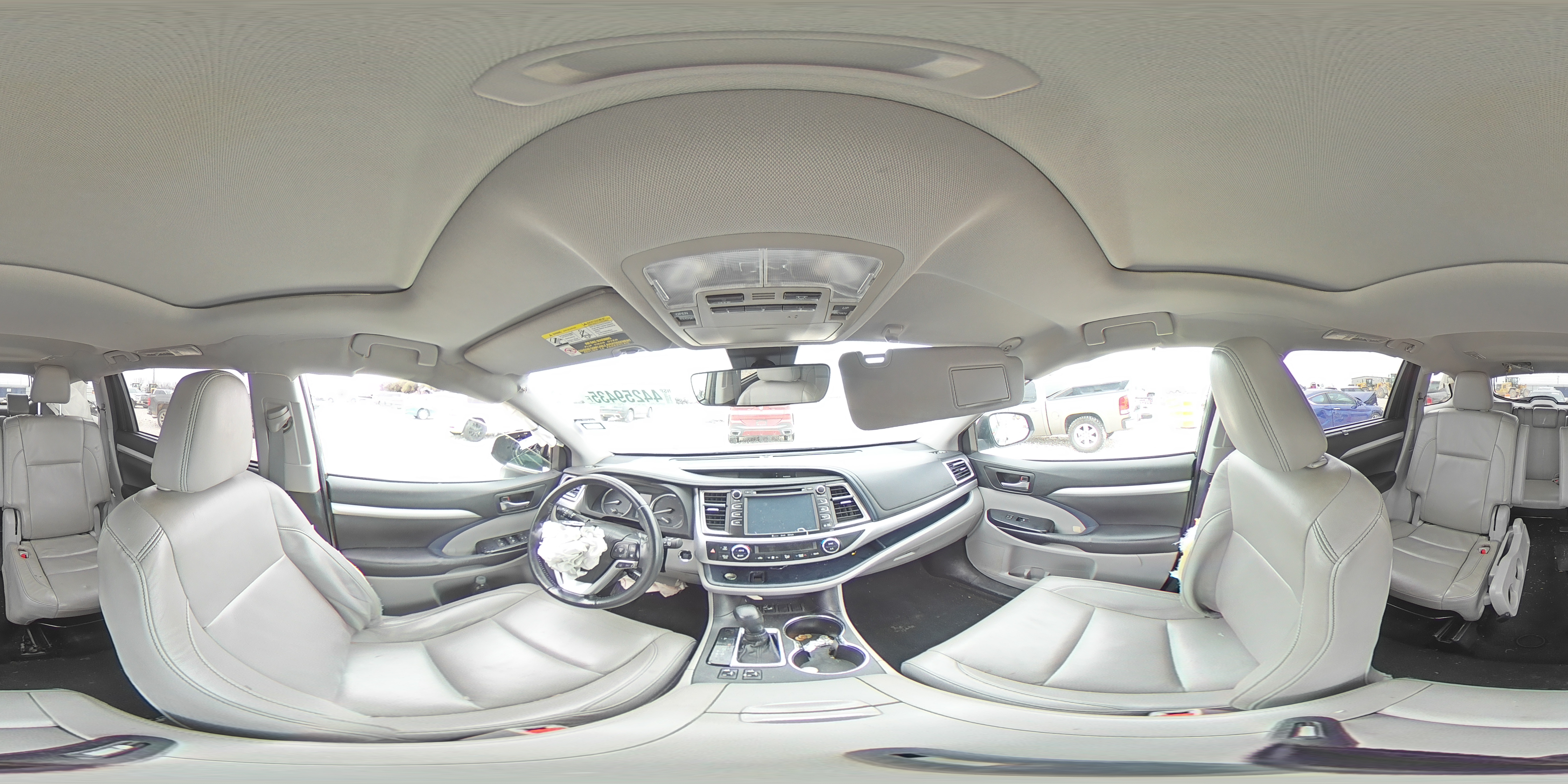 2018 Toyota Highlander - Image 13