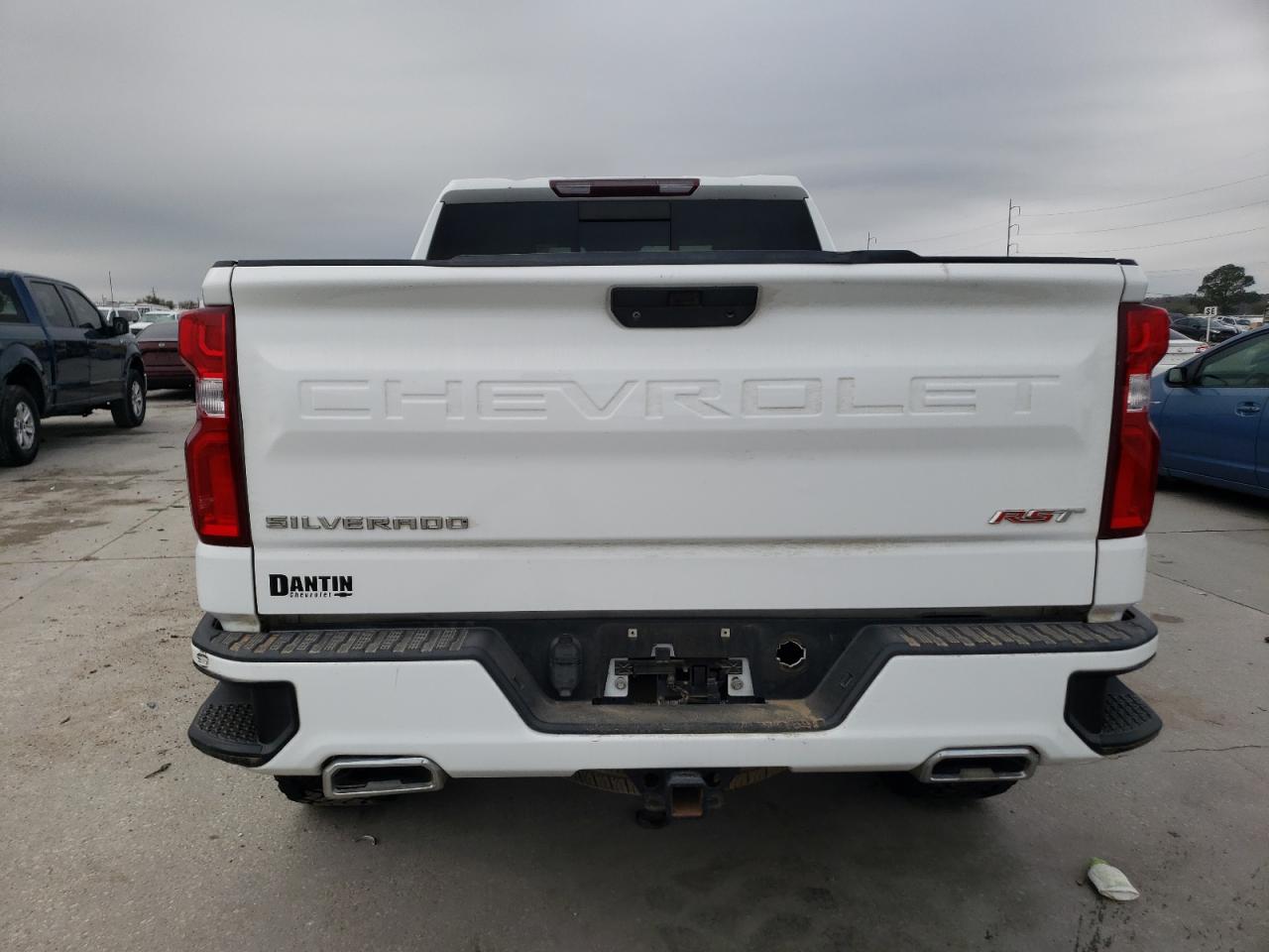 2020 Chevrolet Silverado - Image 6