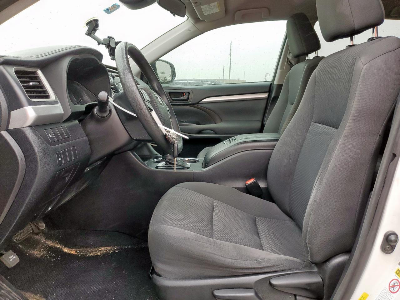2017 Toyota Highlander - Image 7