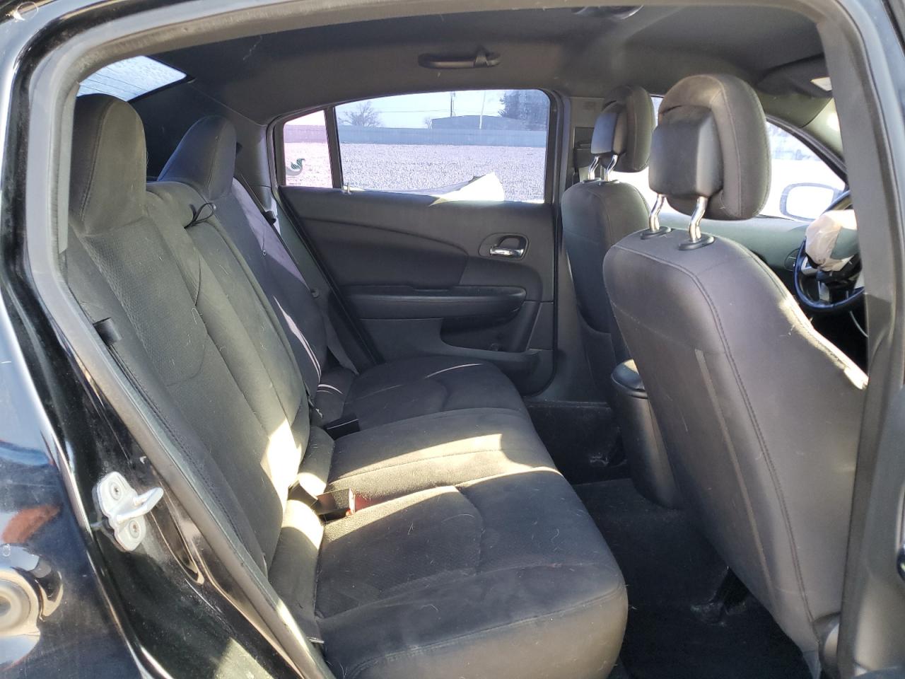 2014 Chrysler 200 - Image 11