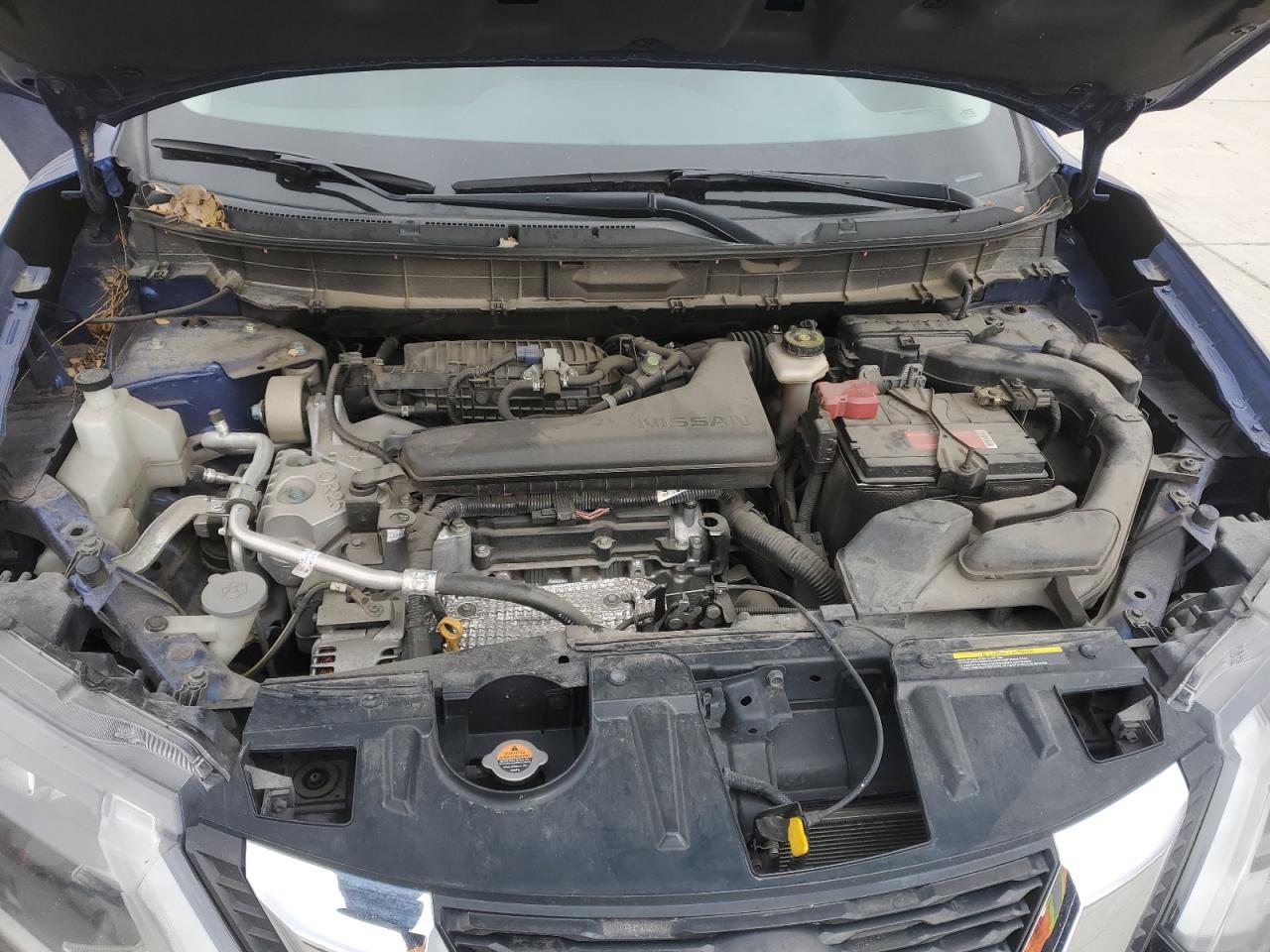 2018 Nissan Rogue - Image 12