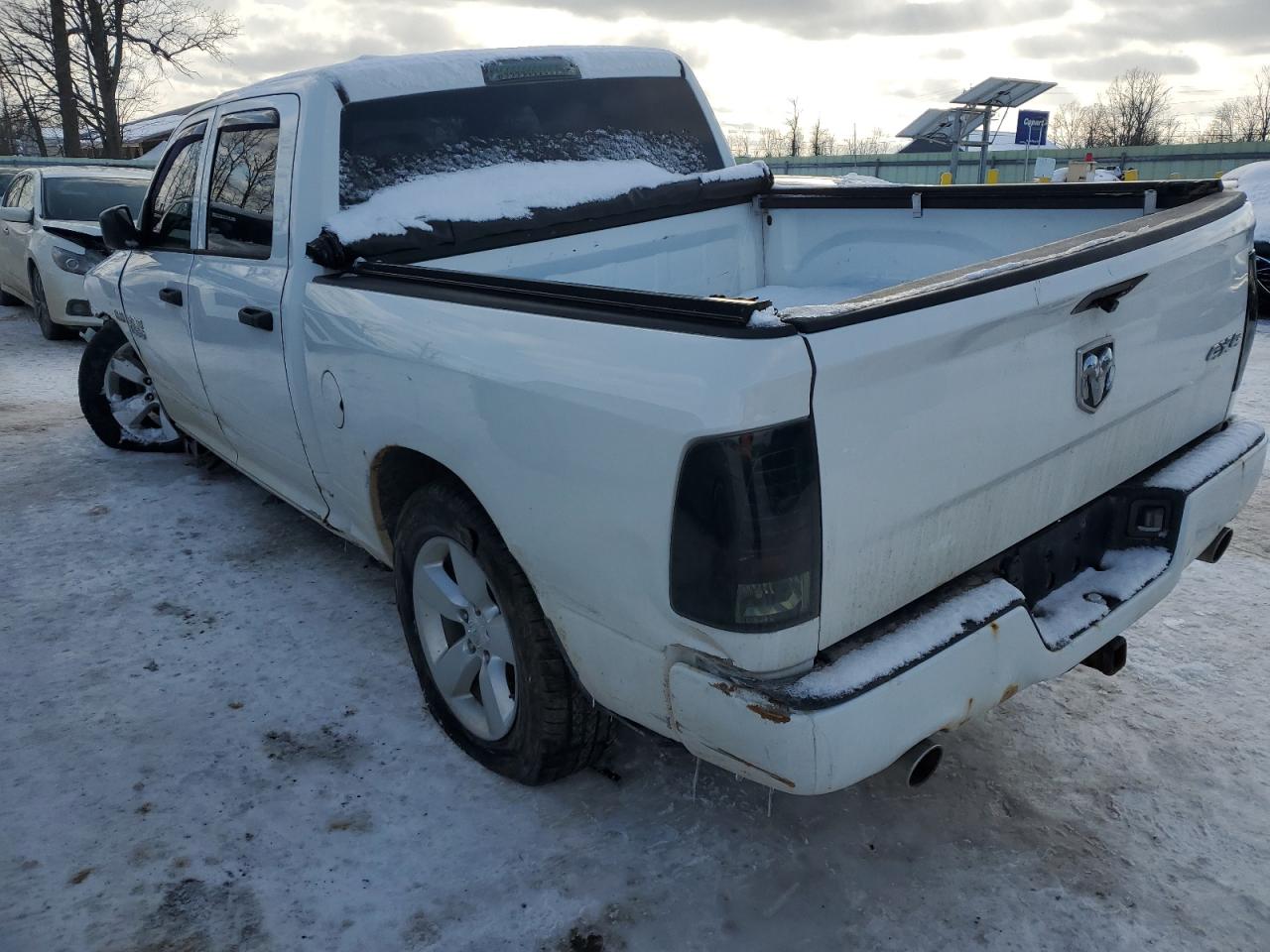 2015 RAM 1500 - Image 2