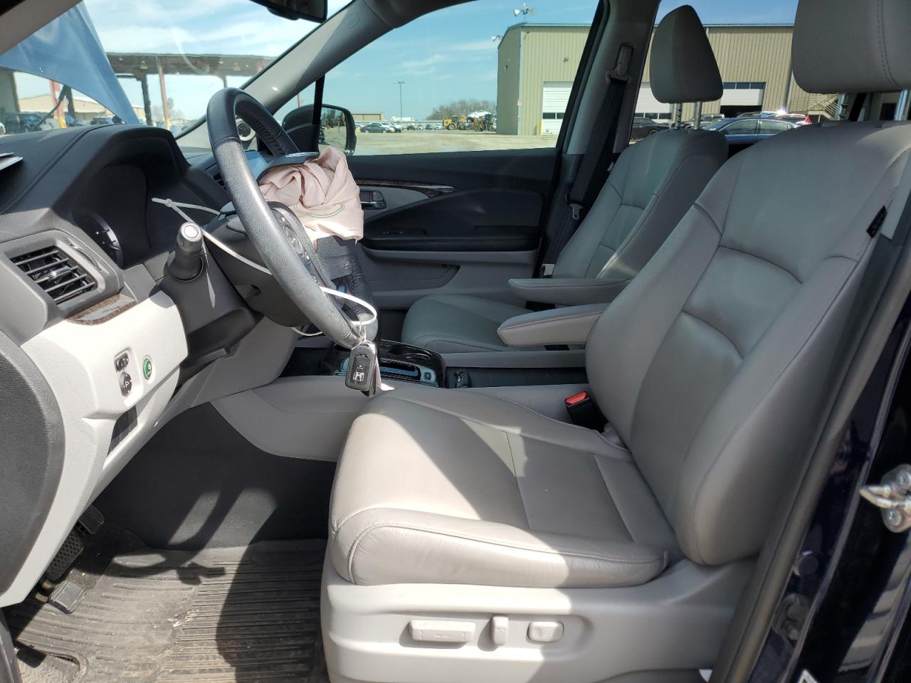 2016 Honda Pilot - Image 7