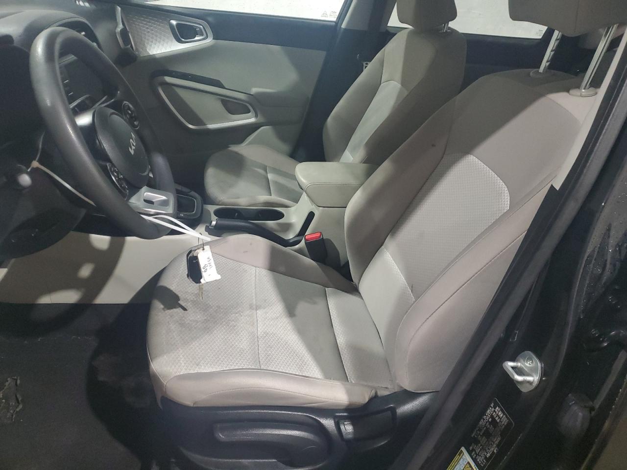 2022 Kia Soul - Image 7