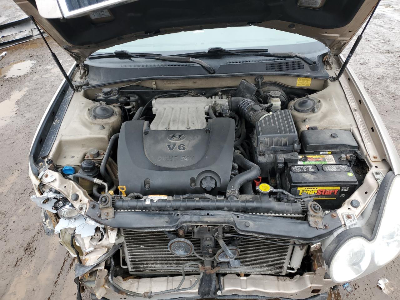 2005 Hyundai Sonata - Image 11