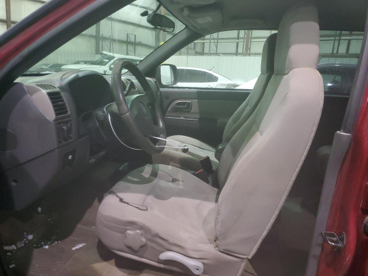 2004 Chevrolet Colorado - Image 7