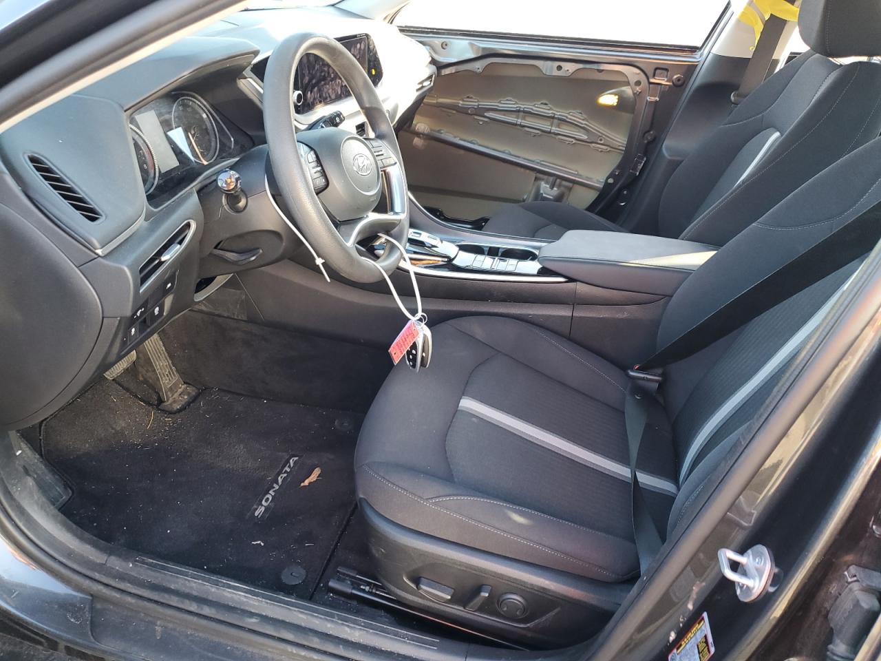 2023 Hyundai Sonata - Image 7