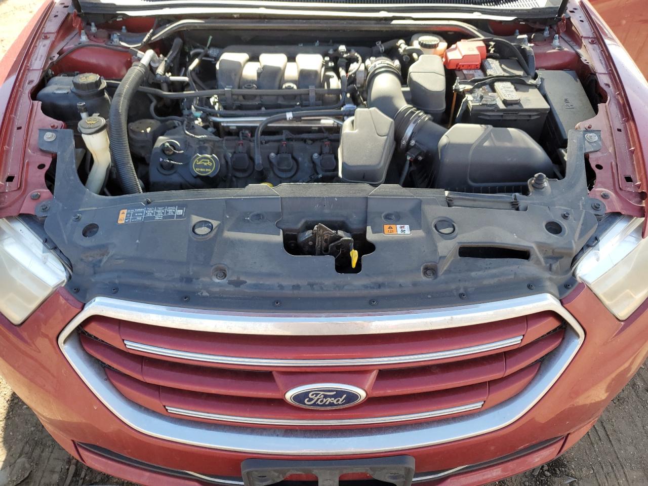 2014 Ford Taurus - Image 11