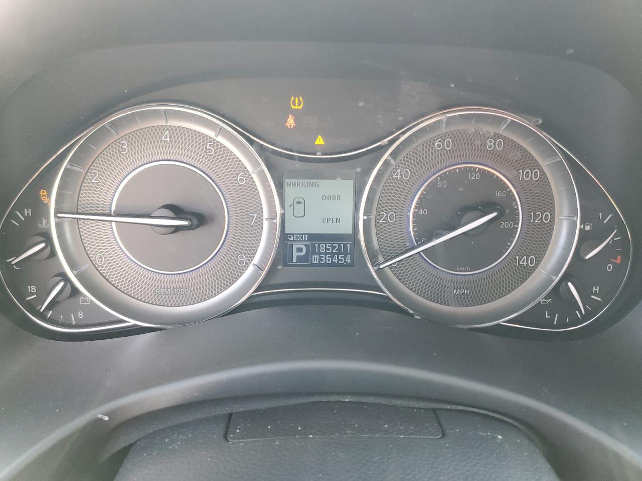 2012 Infiniti QX56 - Image 9