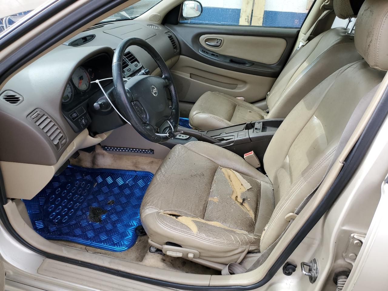 2002 Nissan Maxima - Image 7